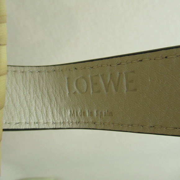 Loewe Bag Leaf Palm Natural White Basket Calf Shoulder - Picture 6 of 9
